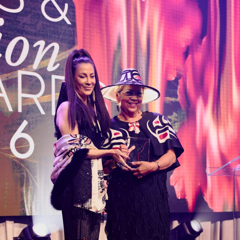 Dr. Dorothy Grant, C.M., Honoured with National Canadian Arts & Fashion  Award (CAFA)