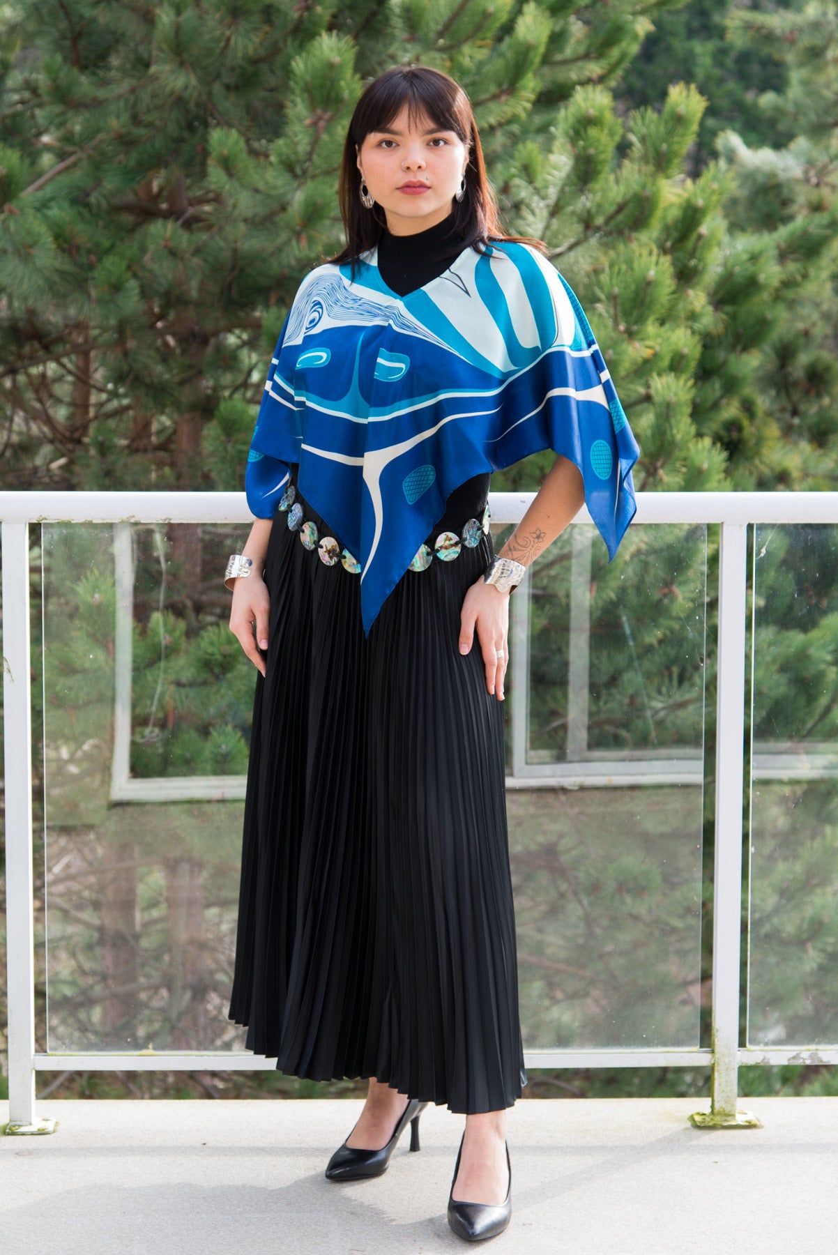 South East Wind Pullover Scarf Top