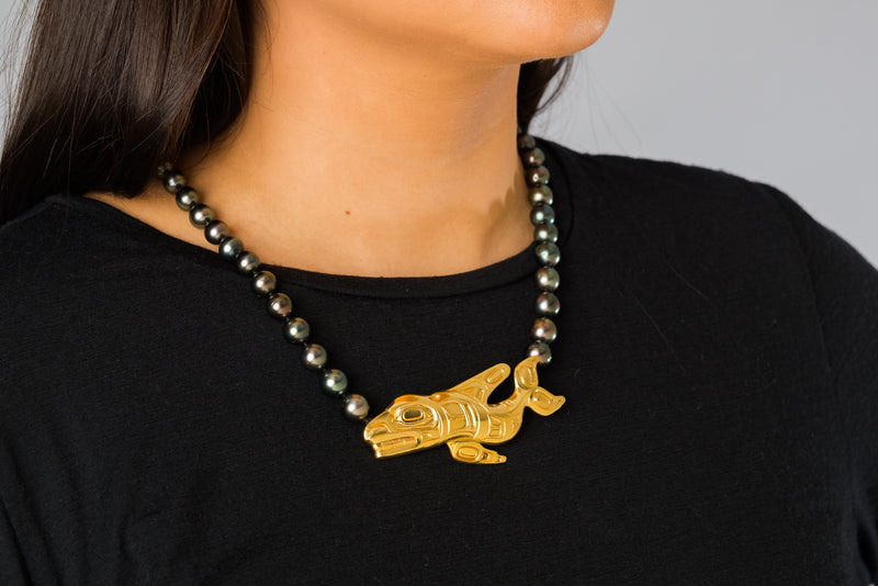 Killerwhale Gold  and Taihitian Pearl Necklace