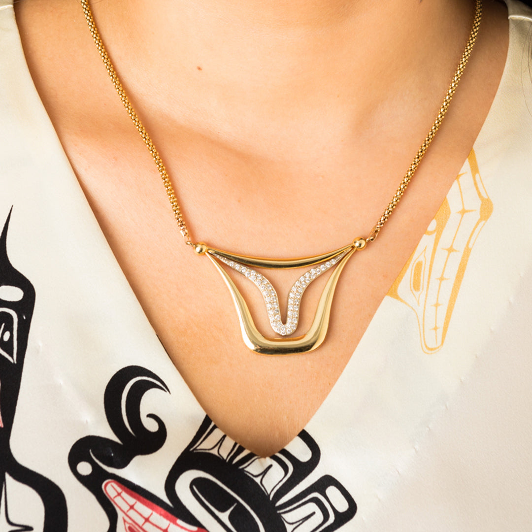 Dorsal Fin in Gold and Diamonds Necklace